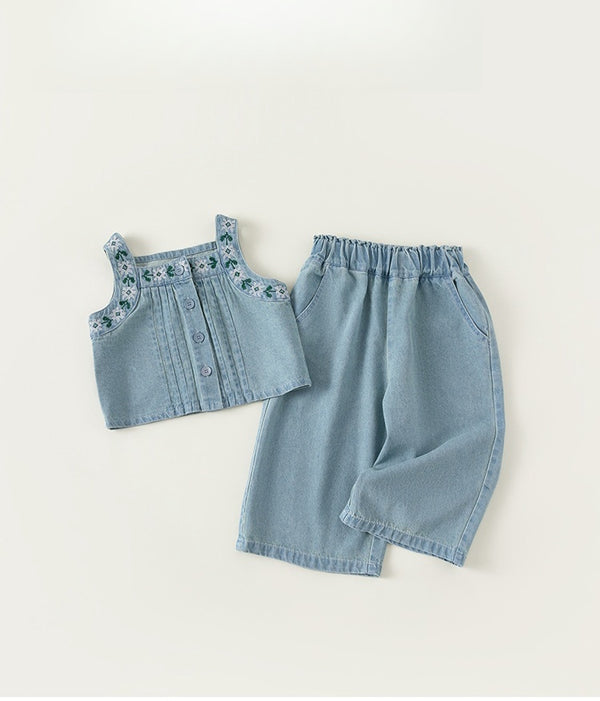 Summer Chic 2024: Vintage Floral Girls' Ensemble in Denim Blue